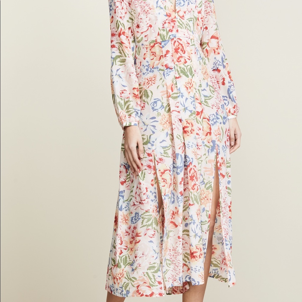 Rixo Camellia dress made out of soft and luxurious silk - Picture 9 of 11